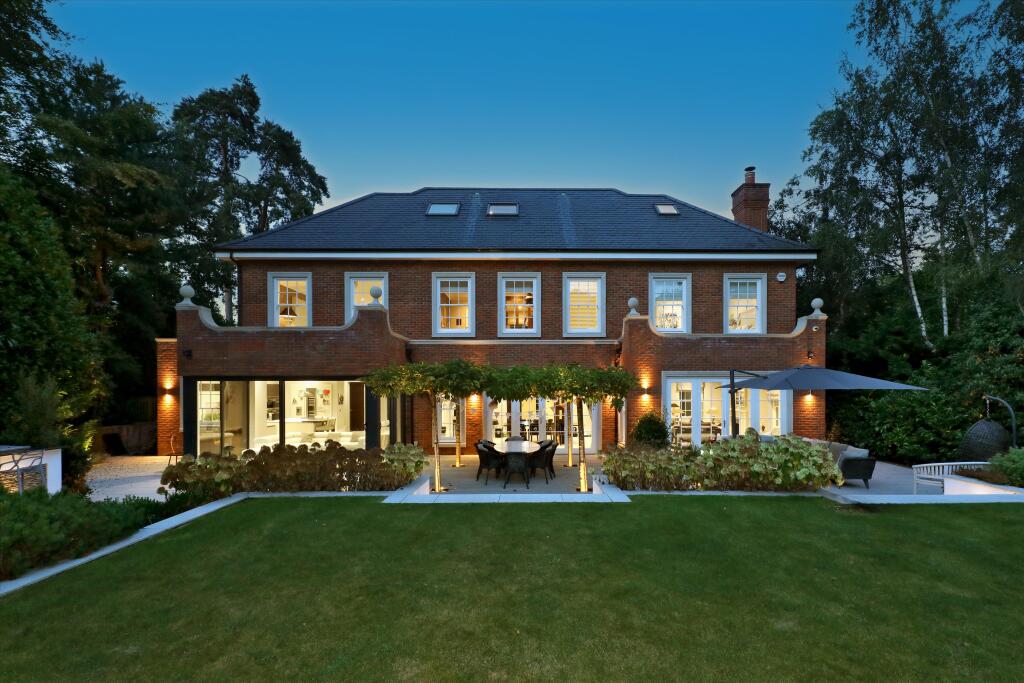 luxury-house-builder-ascot9.jpeg