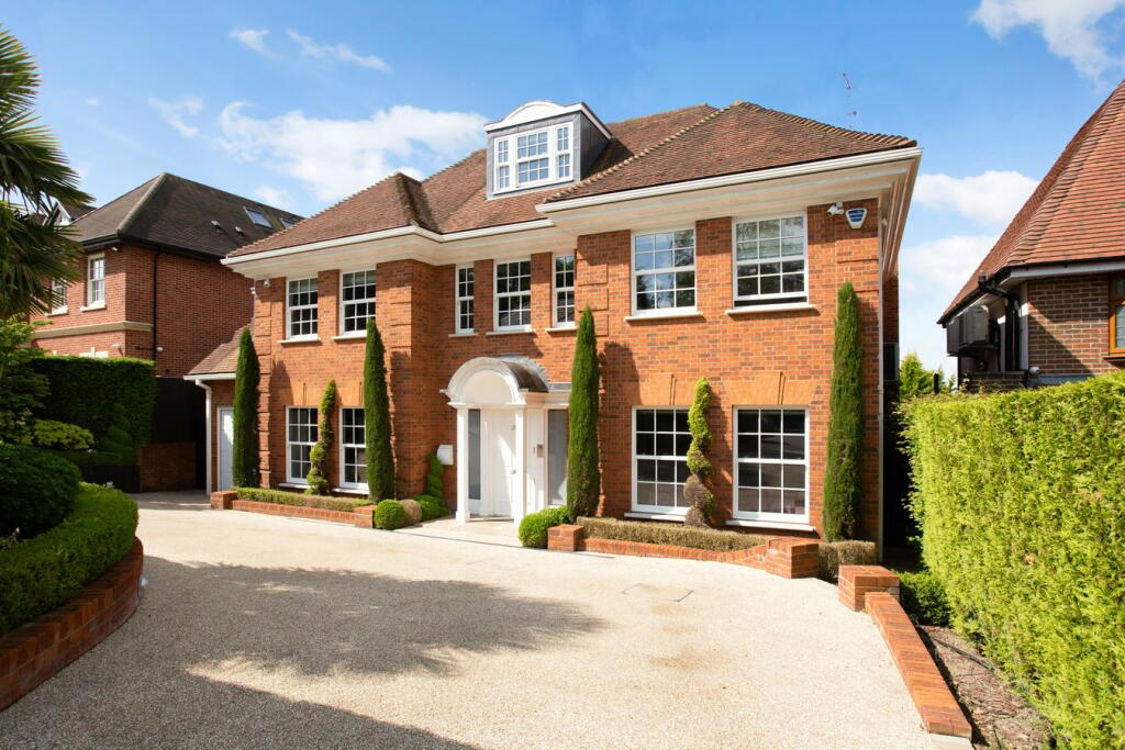 luxury-house-builders-bushey1.jpeg