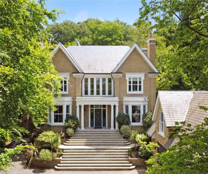 luxury-house-builders-beaconsfield1.jpeg